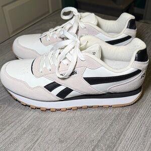 Reebok Classic Low-Top Sneakers in White, Black & Beige